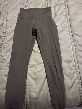 Lululemon Wunder Train Leggings